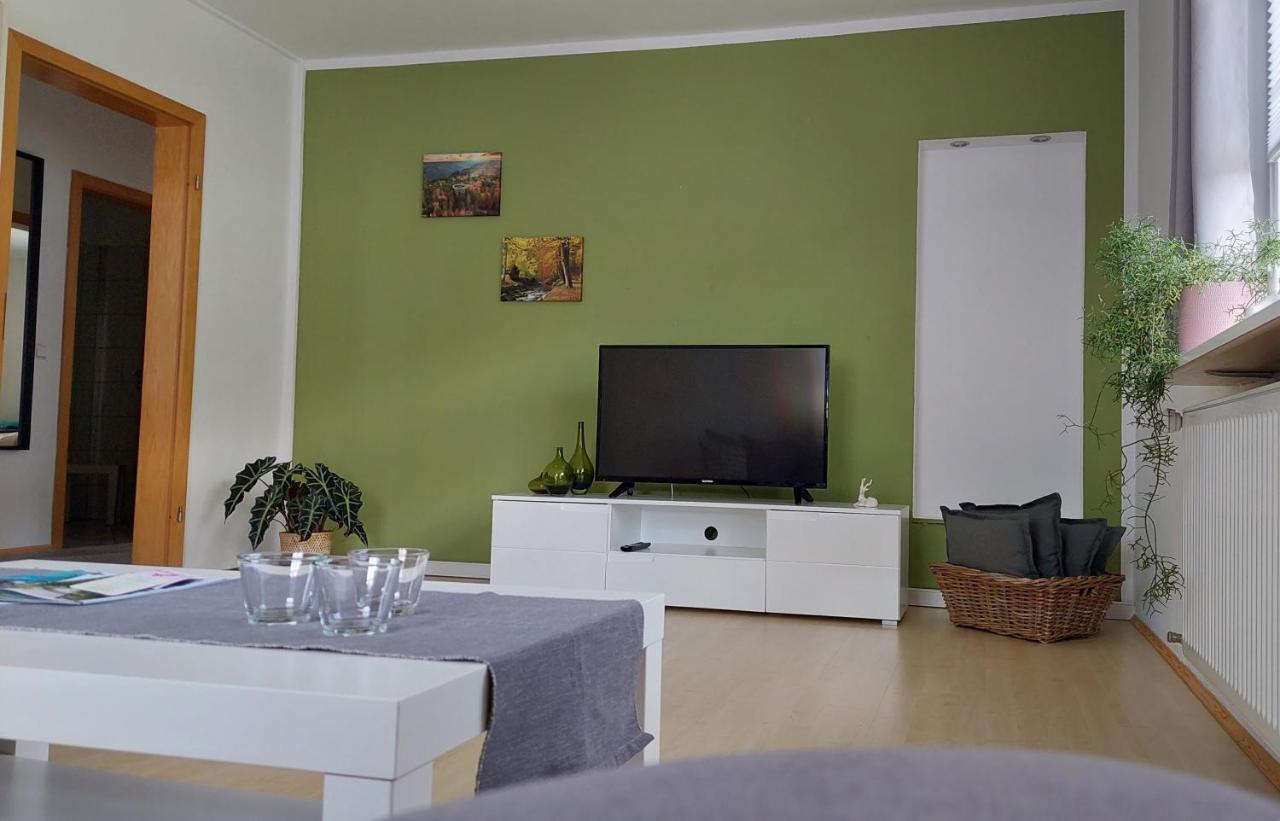 Apartement Am Waldrand Bad Wildbad Eksteriør bilde