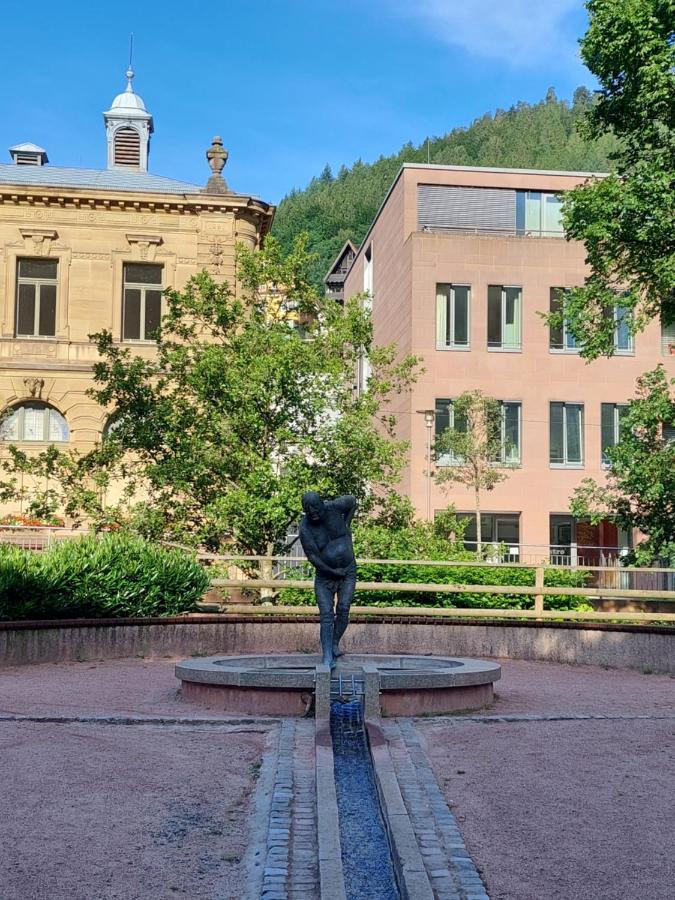 Apartement Am Waldrand Bad Wildbad Eksteriør bilde